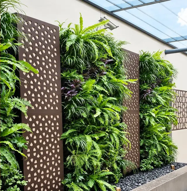 Perawatan vertical garden
